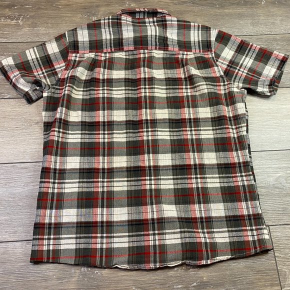 Kuhl 100% Cotton Short Sleeve Button Down Red Gray Plaid Medium M - Picture 7 of 8